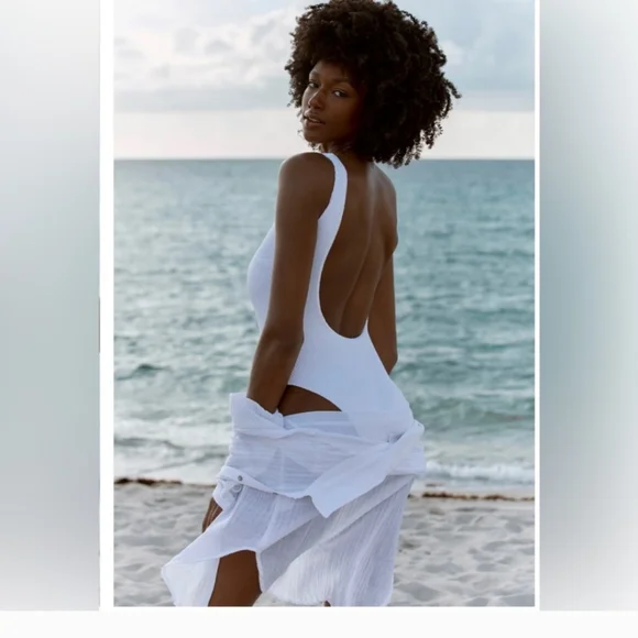 Monday one piece swimsuit - Picture 2 of 7